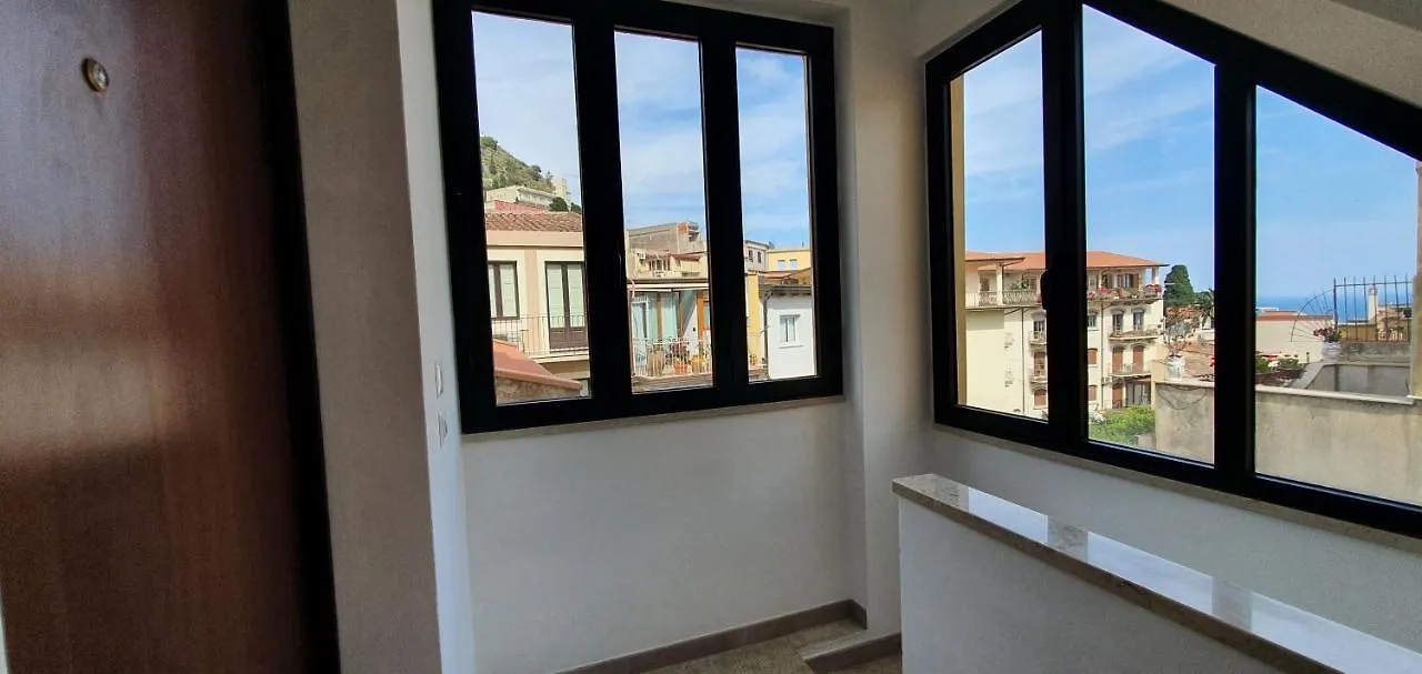 Anto'S Apartment Taormine