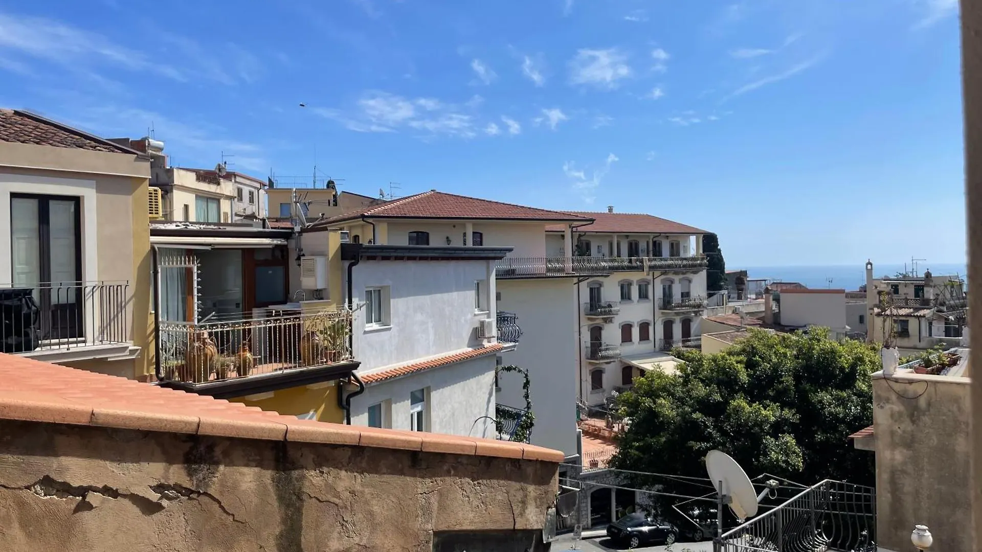 Anto'S Apartment Taormina Italy